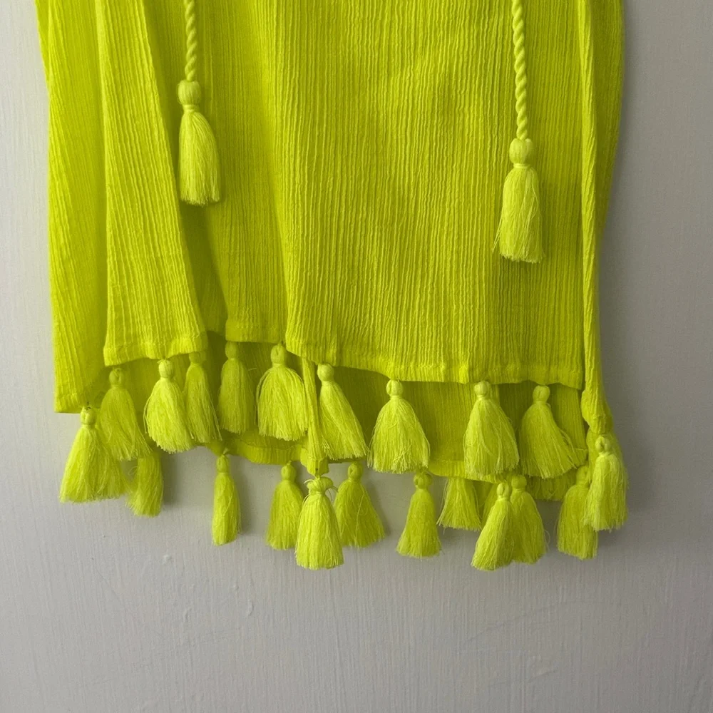 Lilly Pulitzer Bright Yellow Top - Picture 3 of 6